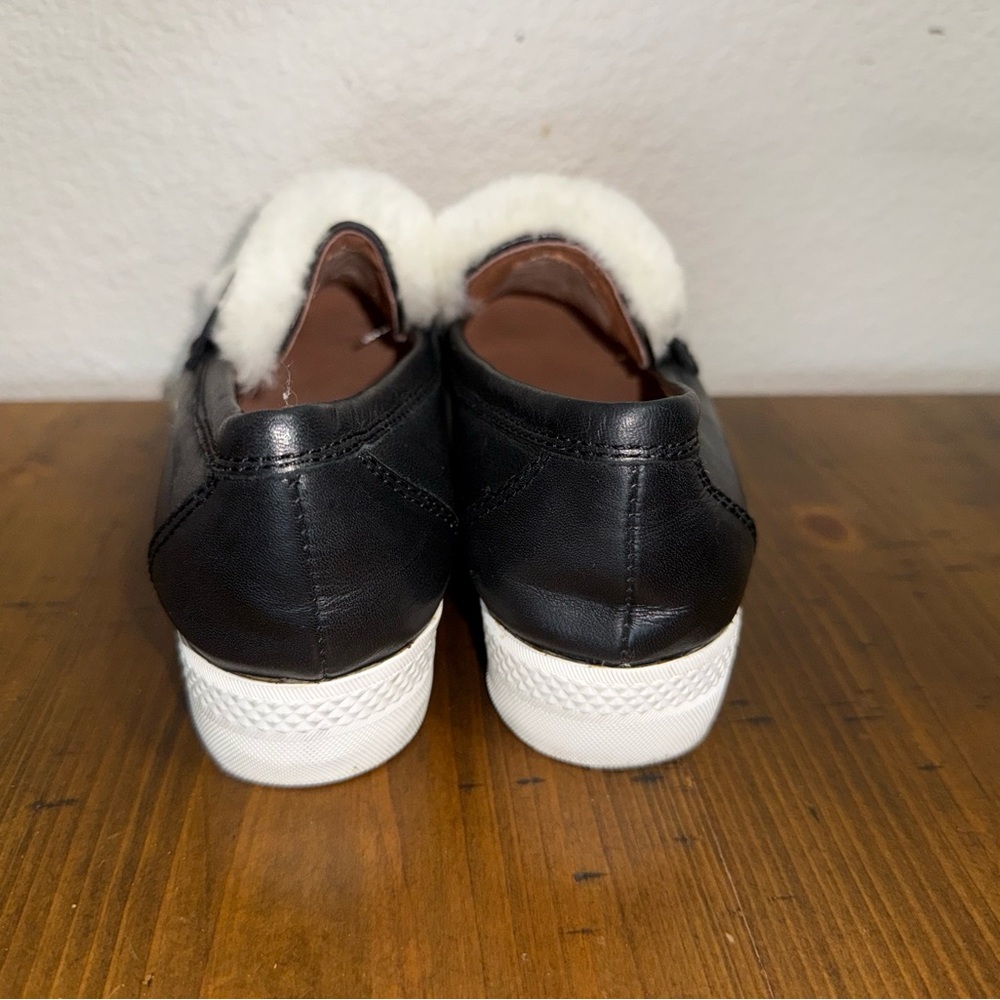 All Black‎ Women’s Loafers with Fur- Size 7 - Picture 4 of 8